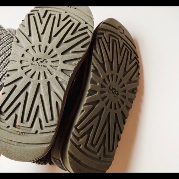 UGG Grey/Gray Cardy Knit Boot 7 - Picture 6 of 8